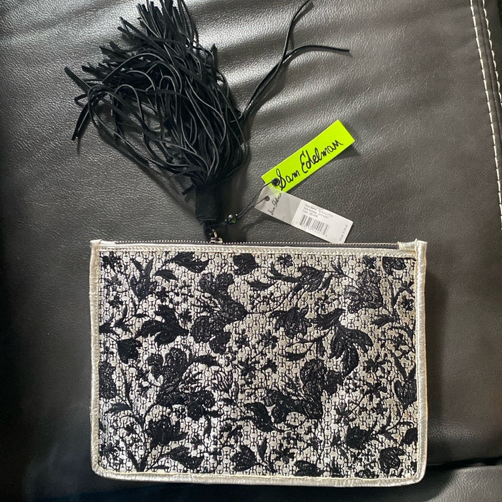 Hand bag